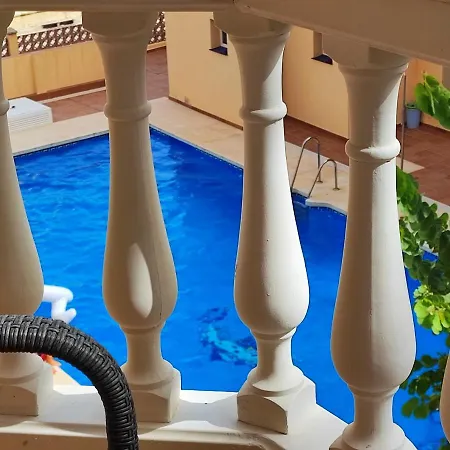 Apartment Casa Playa Guadalmar, Beautiful In Front Of The Sea, Wifi, Ac, Smart Tv, Private Parking *