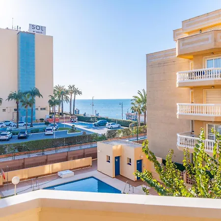 Casa Playa Guadalmar, Beautiful In Front Of The Sea, Wifi, Ac, Smart Tv, Private Parking Apartment *