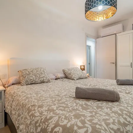 Casa Playa Guadalmar, Beautiful In Front Of The Sea, Wifi, Ac, Smart Tv, Private Parking Apartment *