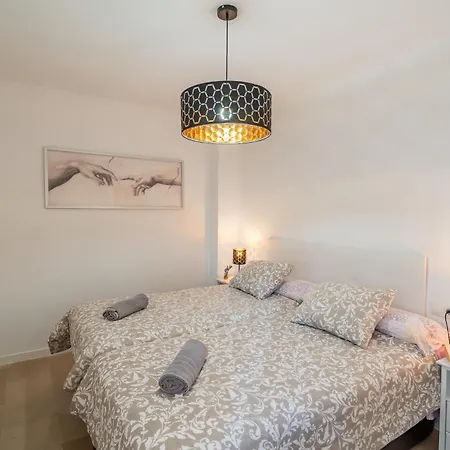 Casa Playa Guadalmar, Beautiful In Front Of The Sea, Wifi, Ac, Smart Tv, Private Parking *