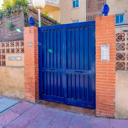 Casa Playa Guadalmar, Beautiful In Front Of The Sea, Wifi, Ac, Smart Tv, Private Parking Apartment *