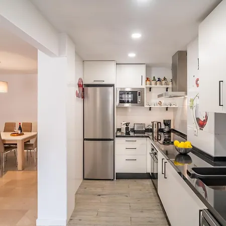 Apartment Casa Playa Guadalmar, Beautiful In Front Of The Sea, Wifi, Ac, Smart Tv, Private Parking