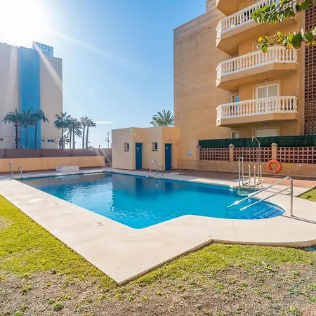 Apartment Casa Playa Guadalmar, Beautiful In Front Of The Sea, Wifi, Ac, Smart Tv, Private Parking